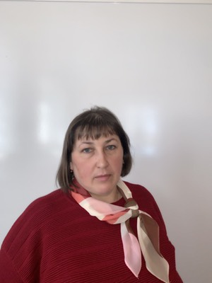 Ефремова Марина Кузьминична.